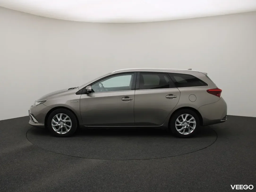 Toyota Auris 1.8 100kW