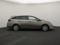 Toyota Auris 1.8 100kW thumbnail