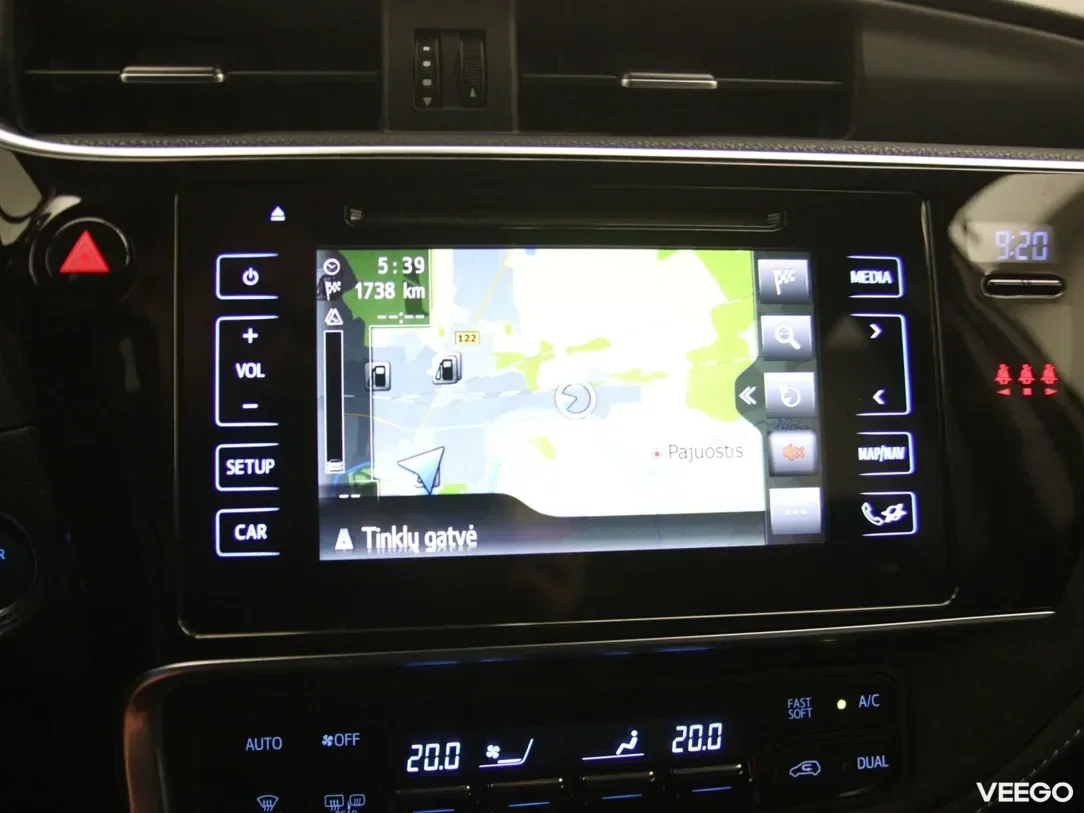 Toyota Auris 1.8 100kW