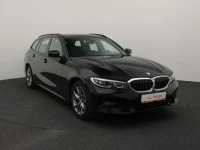 BMW 320 2 135kW thumbnail