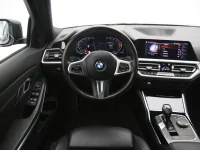 BMW 320 2 135kW thumbnail