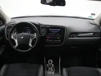 Mitsubishi Outlander 2 149kW thumbnail