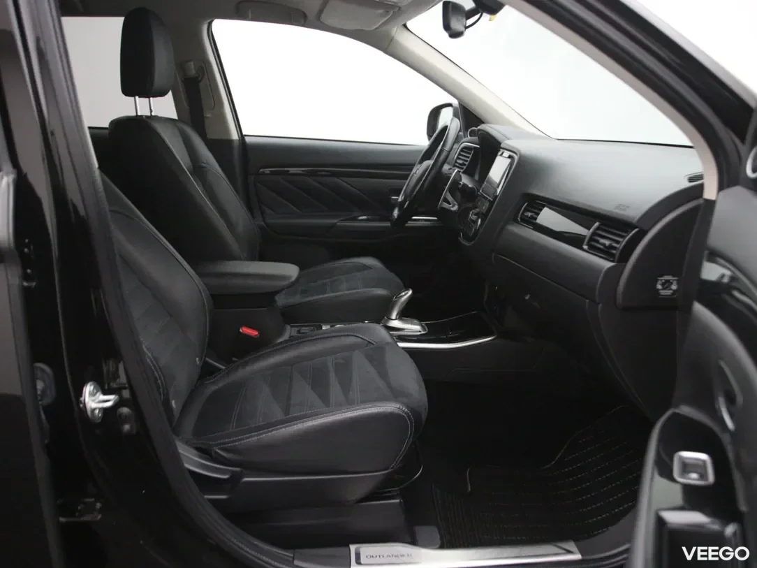 Mitsubishi Outlander 2 149kW