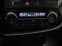 Mitsubishi Outlander 2 149kW thumbnail
