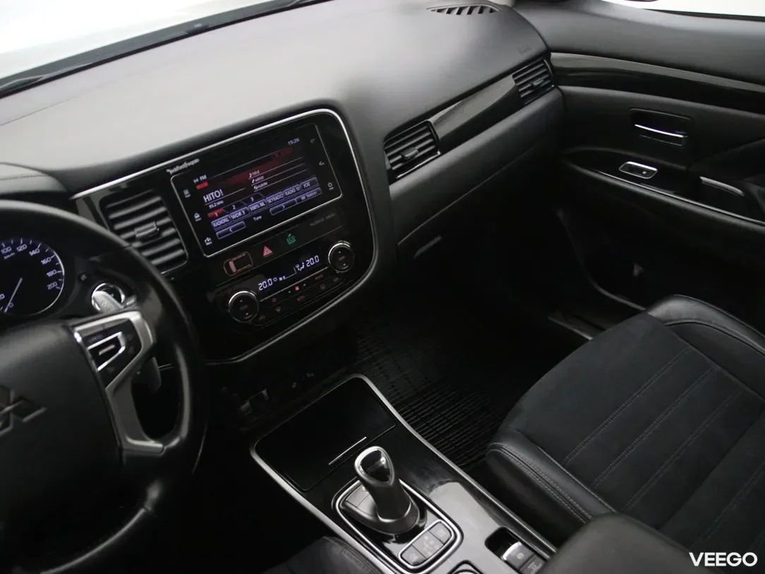 Mitsubishi Outlander 2 149kW