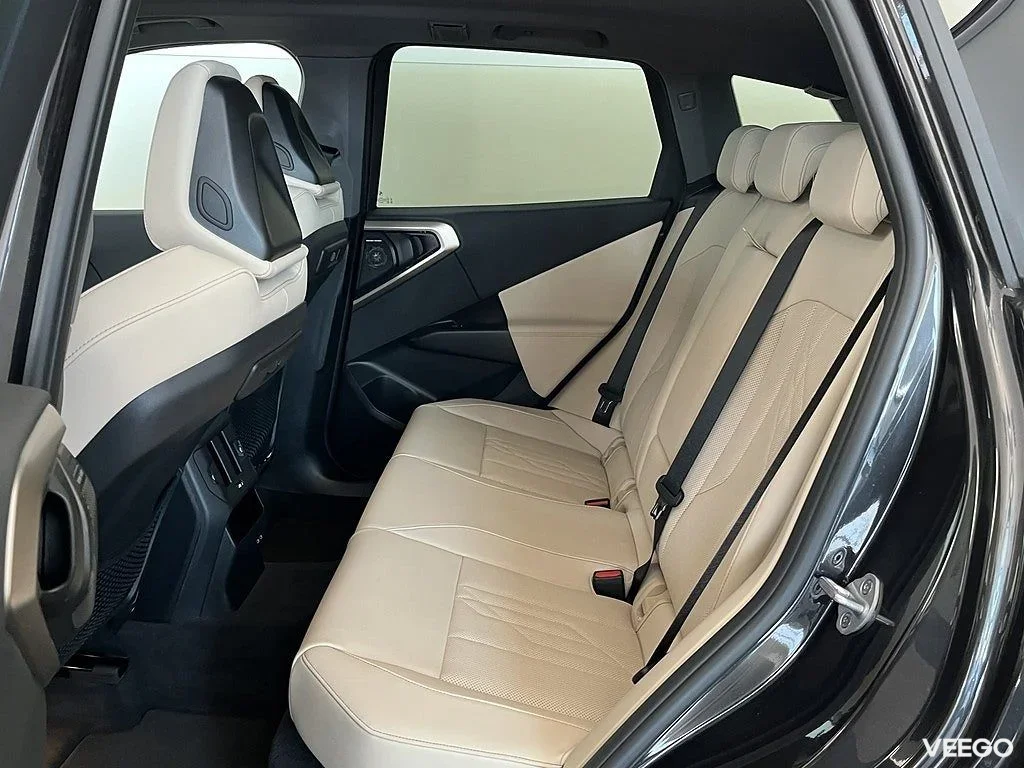 BMW X3 30e xDrive H/K Drag Adpt Farth Comfort Access Rattvärme