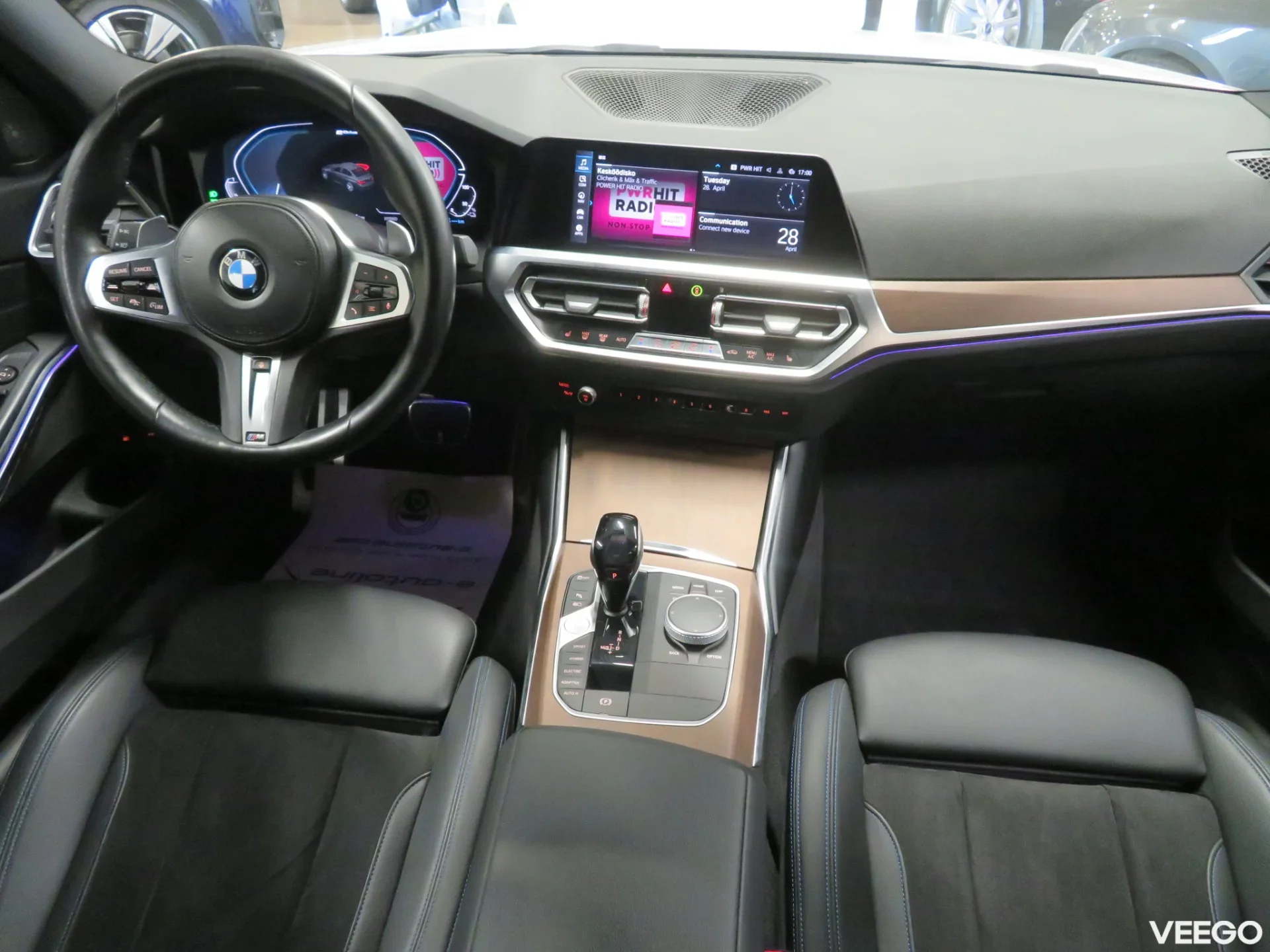 BMW 330 2.0 135kW