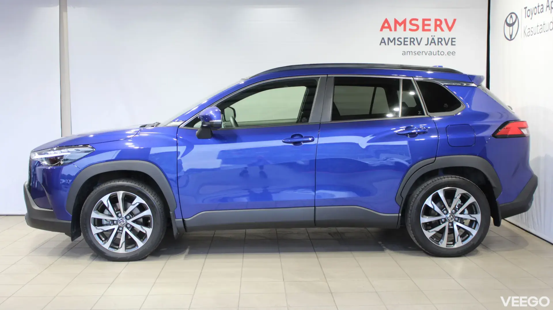 Toyota Corolla Cross Luxury Plus AWD 2 112kW