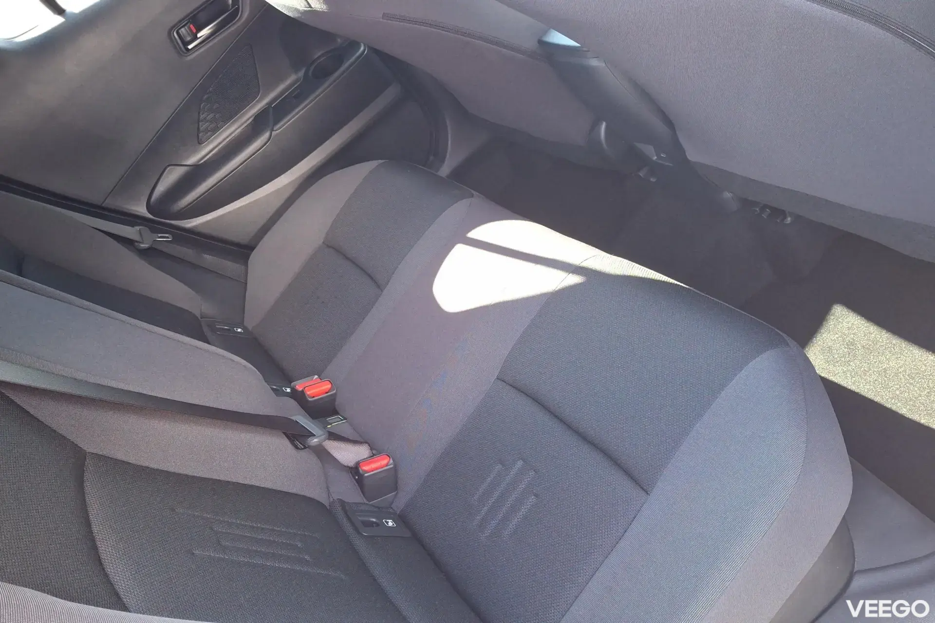 Toyota C-HR Style + Multimedia 1.8 72kW