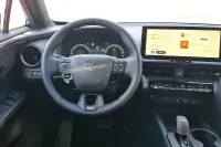 Toyota C-HR Style + Multimedia 1.8 72kW thumbnail