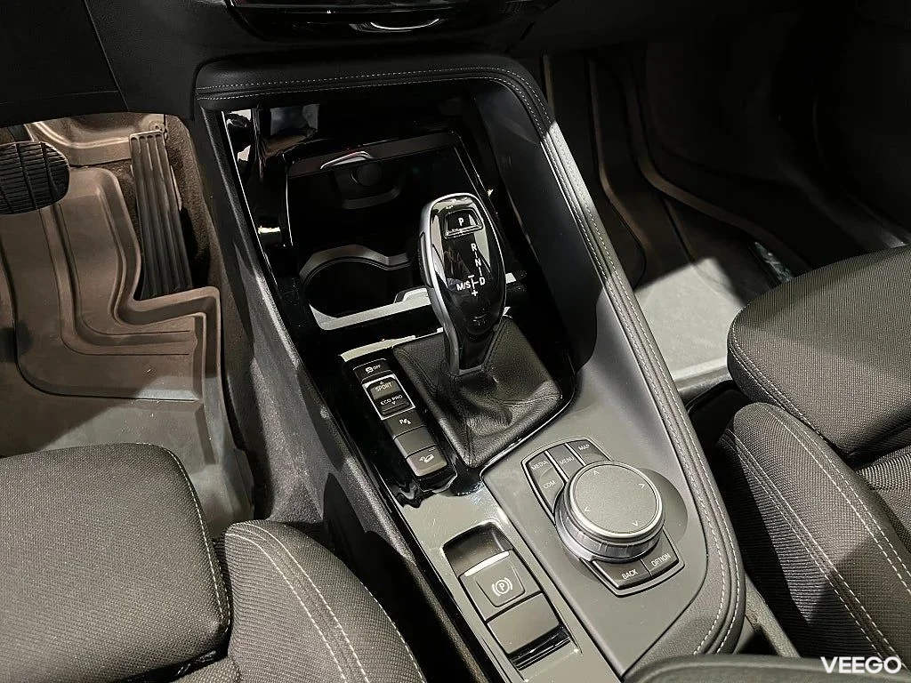 BMW X1 xDrive 20d, Drag, Navi, Backkamera, Rattvärme, Head Up