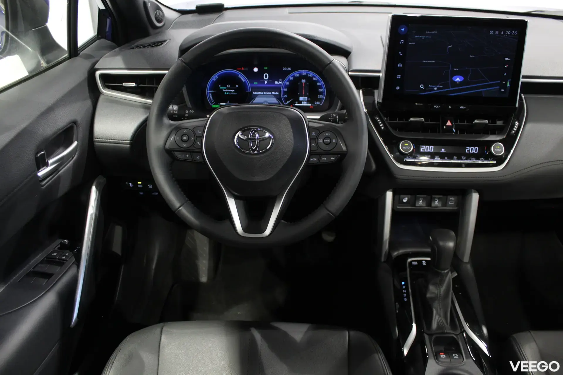 Toyota Corolla Cross Luxury Plus AWD 2 112kW
