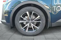 Toyota C-HR Style + Multimedia 1.8 72kW thumbnail