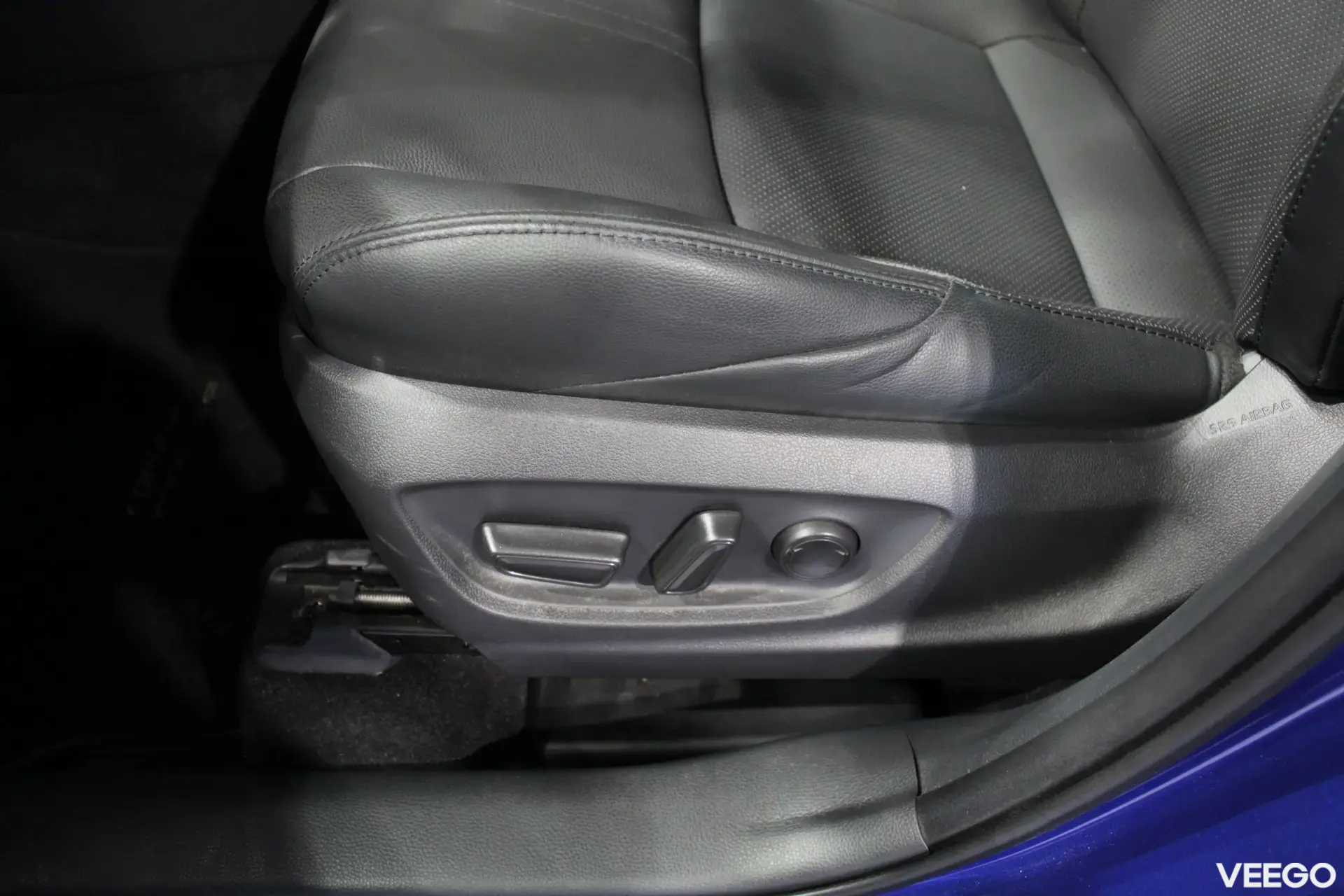 Toyota Corolla Cross Luxury Plus AWD 2 112kW