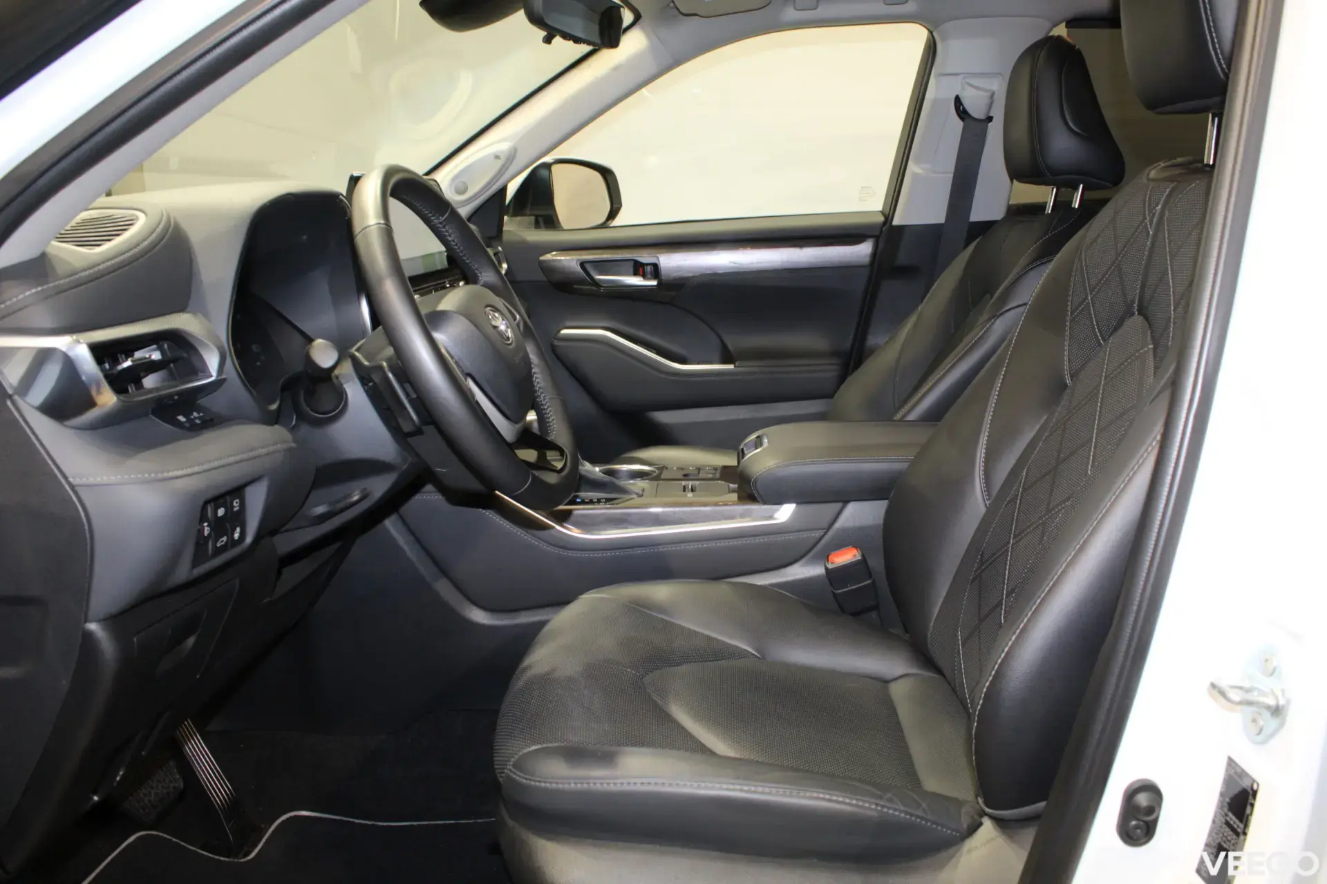 Toyota Highlander Premium AWD 2.5 140kW