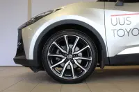 Toyota C-HR GR SPORT Premiere Edition AWD-i 2 112kW thumbnail