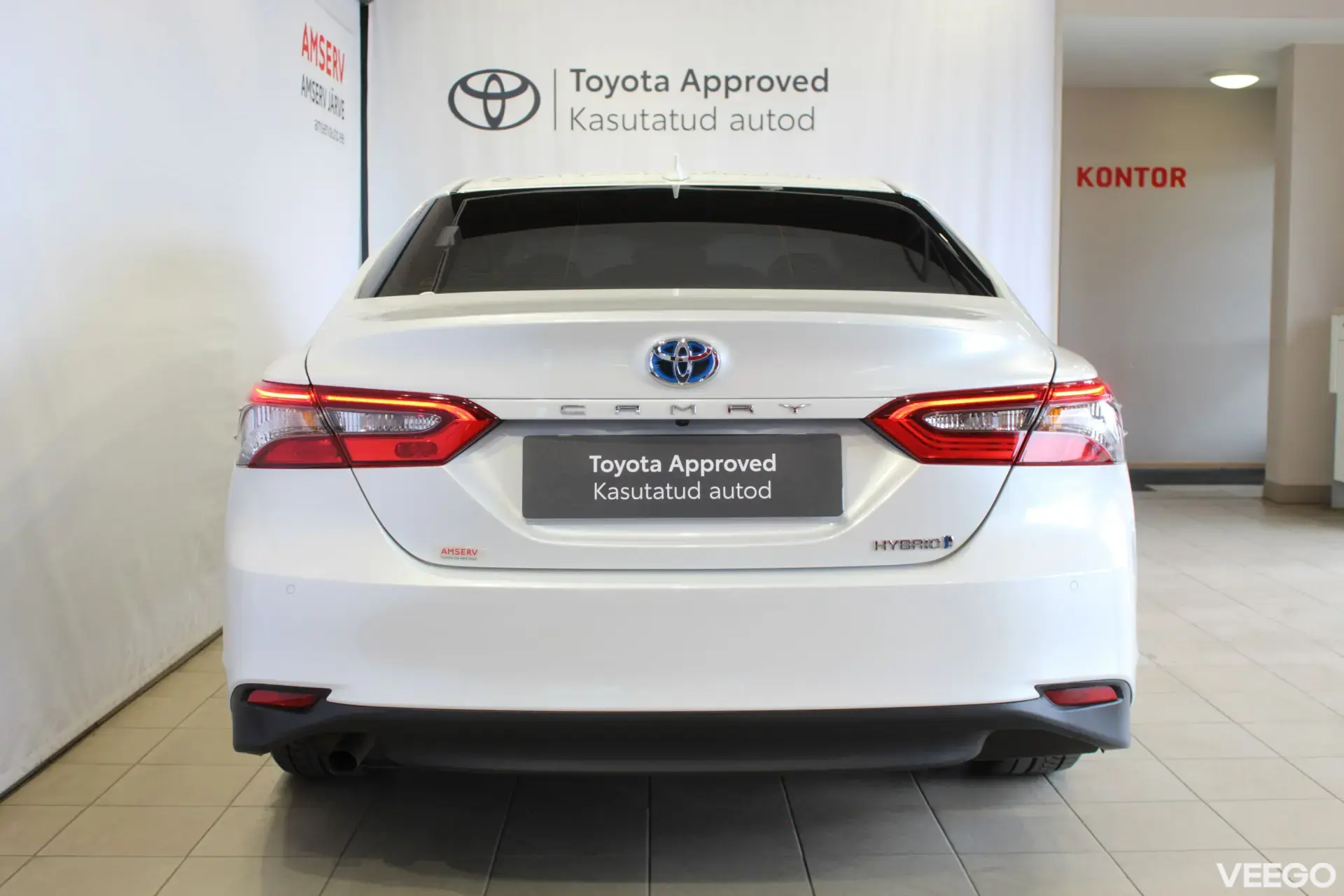 Toyota Camry Luxury Business 2.5 131kW