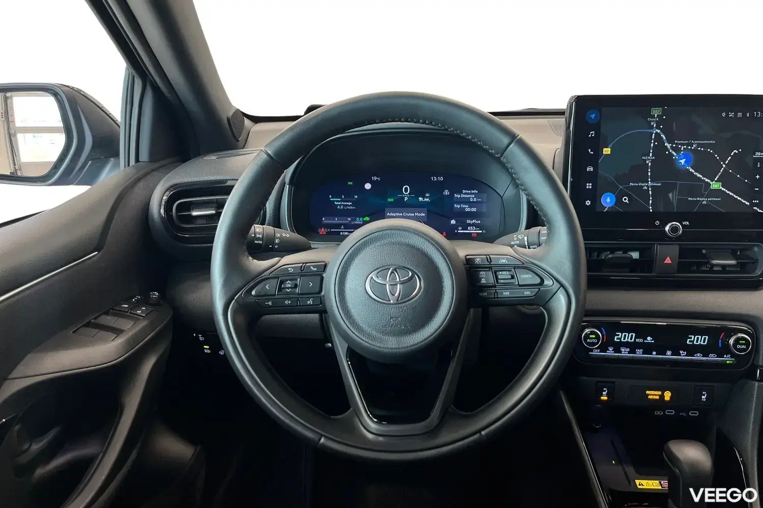 Toyota Yaris Style Hybrid 1.5 68kW