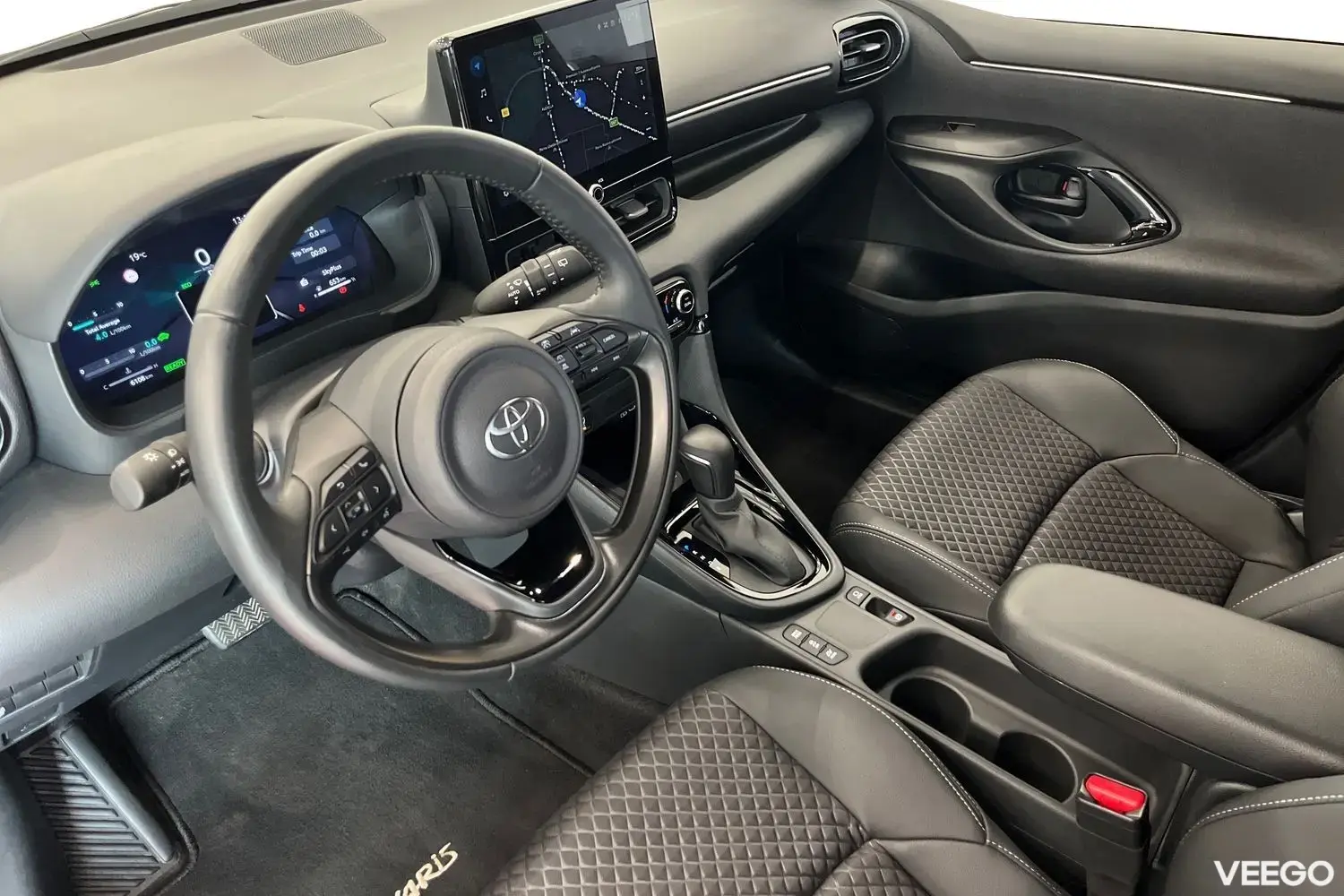 Toyota Yaris Style Hybrid 1.5 68kW