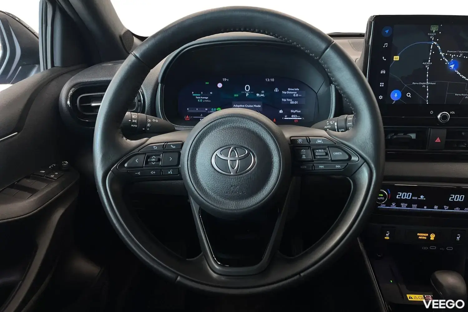 Toyota Yaris Style Hybrid 1.5 68kW