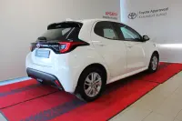 Toyota Yaris Active Plus Hybrid 1.5 68kW thumbnail