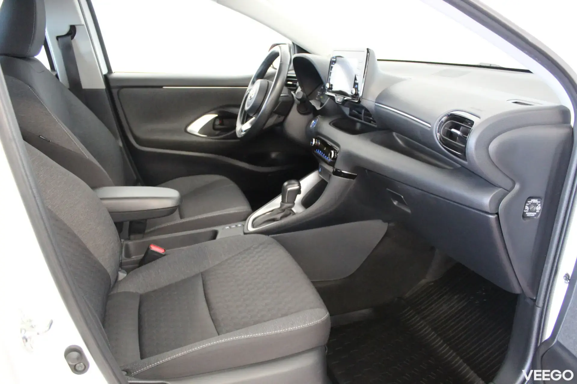 Toyota Yaris Active Plus Hybrid 1.5 68kW