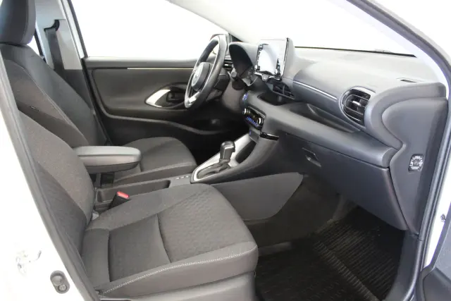 Image of Toyota Yaris Active Plus Hybrid 1.5 68kW