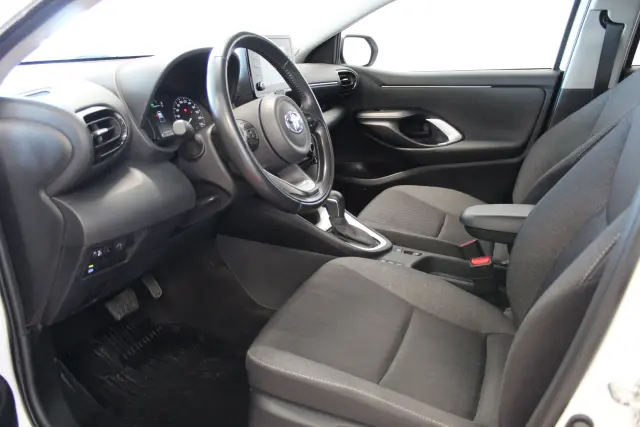 Image of Toyota Yaris Active Plus Hybrid 1.5 68kW