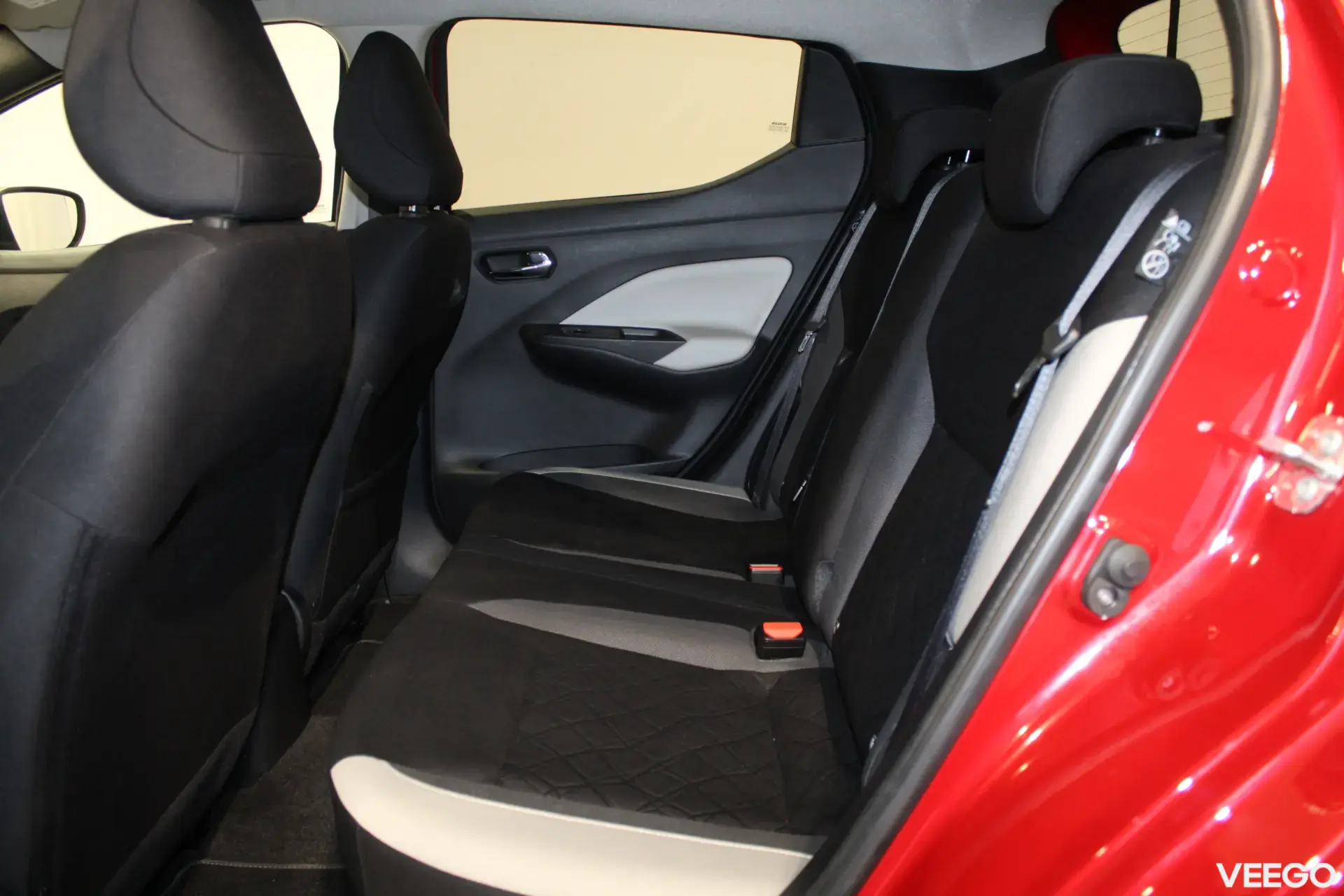Nissan Micra - 1 74kW