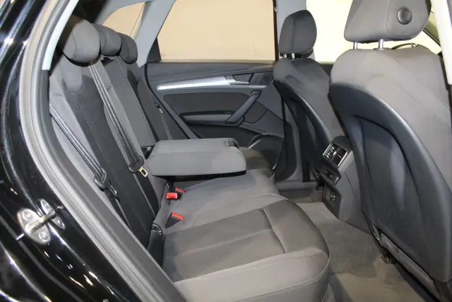 Image of Audi Q5 40 TDI Quattro 2 140kW