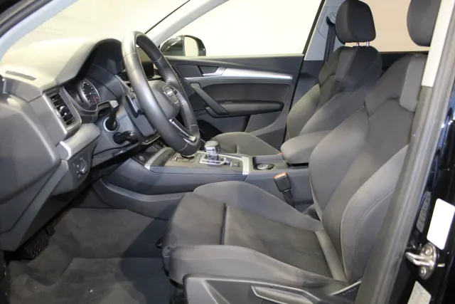 Image of Audi Q5 40 TDI Quattro 2 140kW