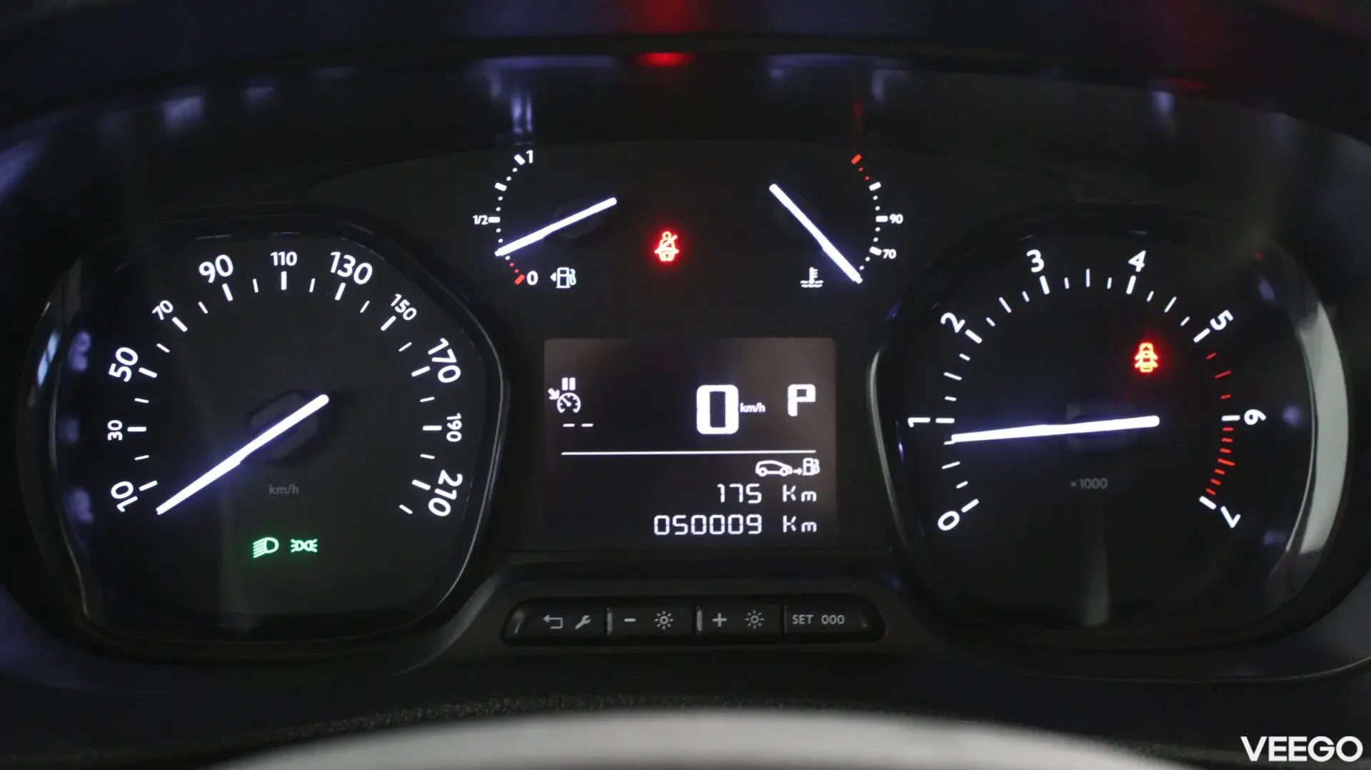 Toyota Proace Verso Medium Shuttle 2 106kW