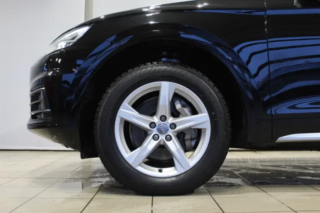 Image of Audi Q5 40 TDI Quattro 2 140kW