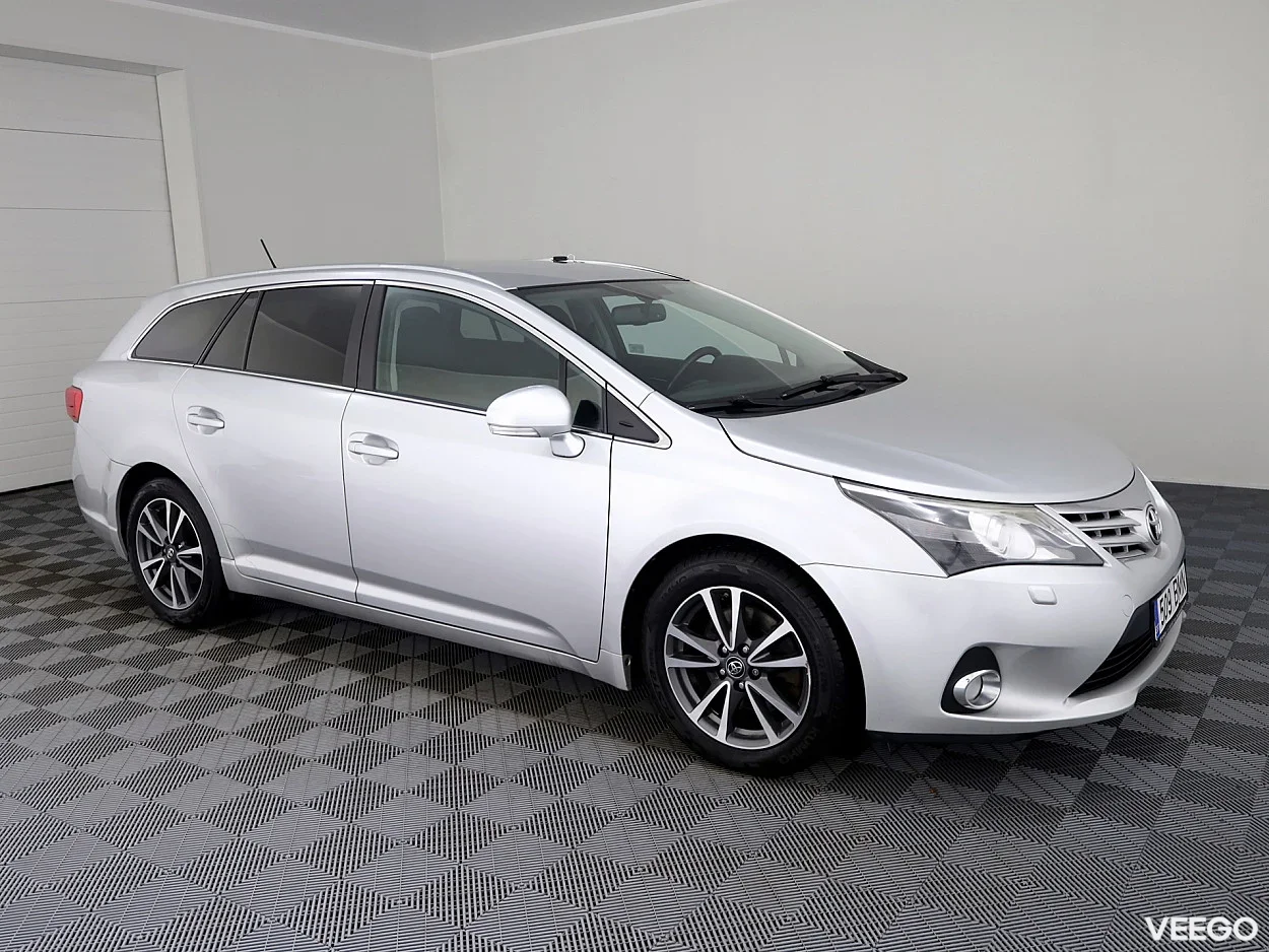 Toyota Avensis 2.2 110kW