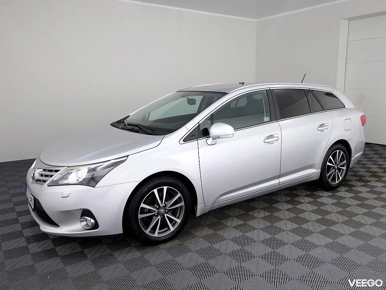 Toyota Avensis 2.2 110kW