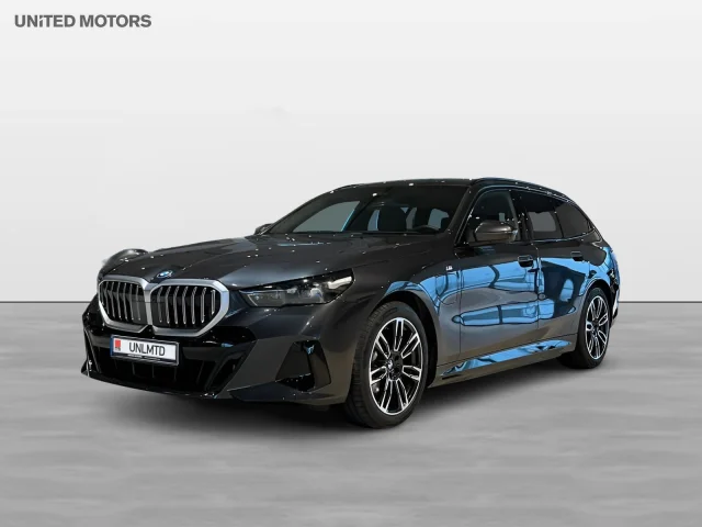 Image of BMW 530 xDrive Touring M Sport Pano Sportstolar H/K Drag 220kW
