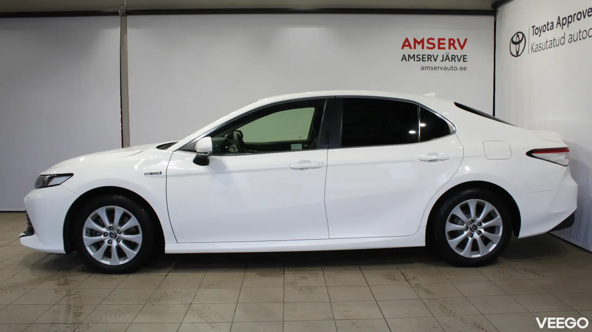 Toyota Camry Luxury Business 2.5 131kW