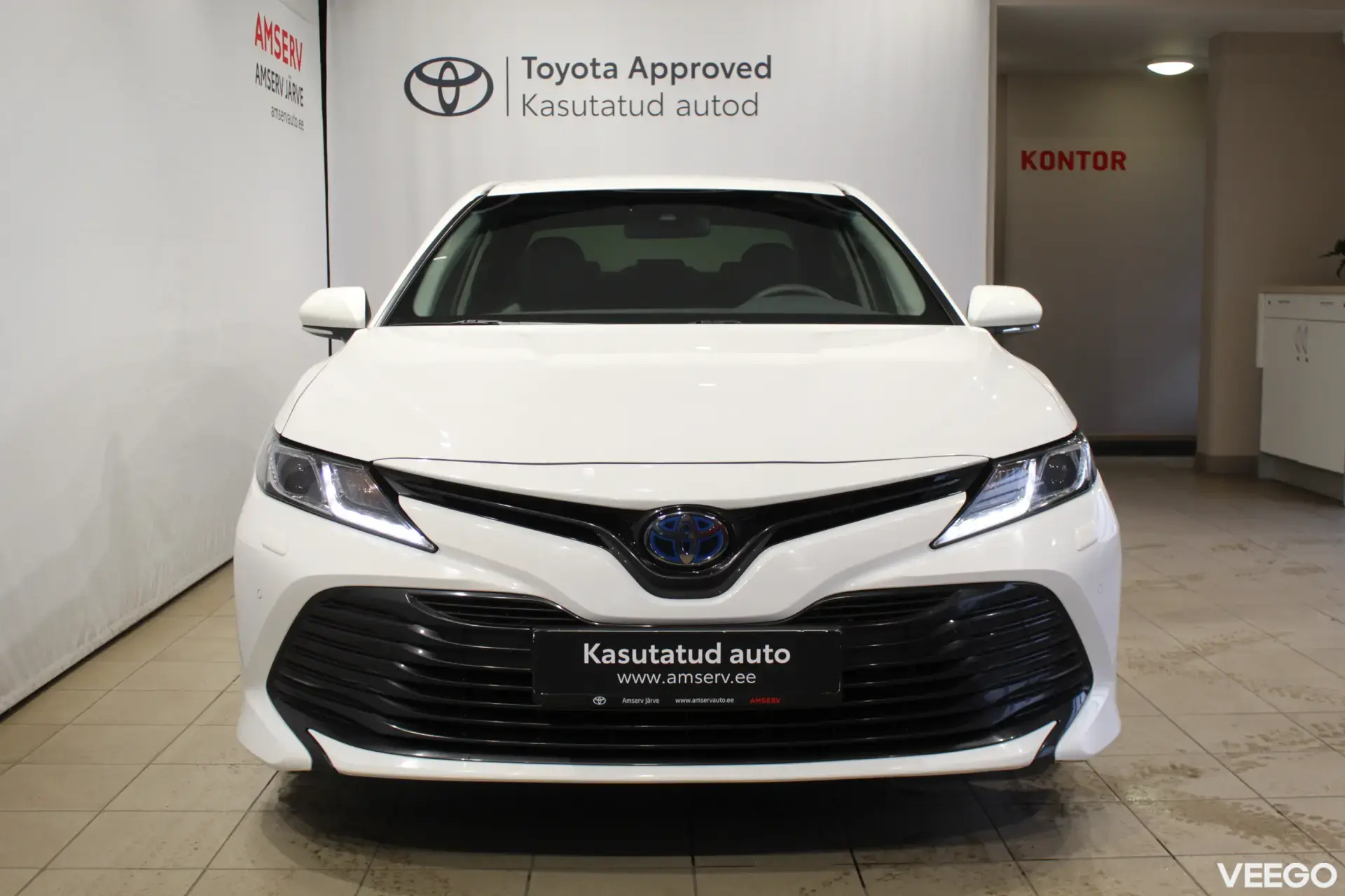 Toyota Camry Luxury Business 2.5 131kW