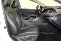 Toyota Camry Luxury Business 2.5 131kW thumbnail