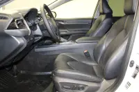 Toyota Camry Luxury Business 2.5 131kW thumbnail