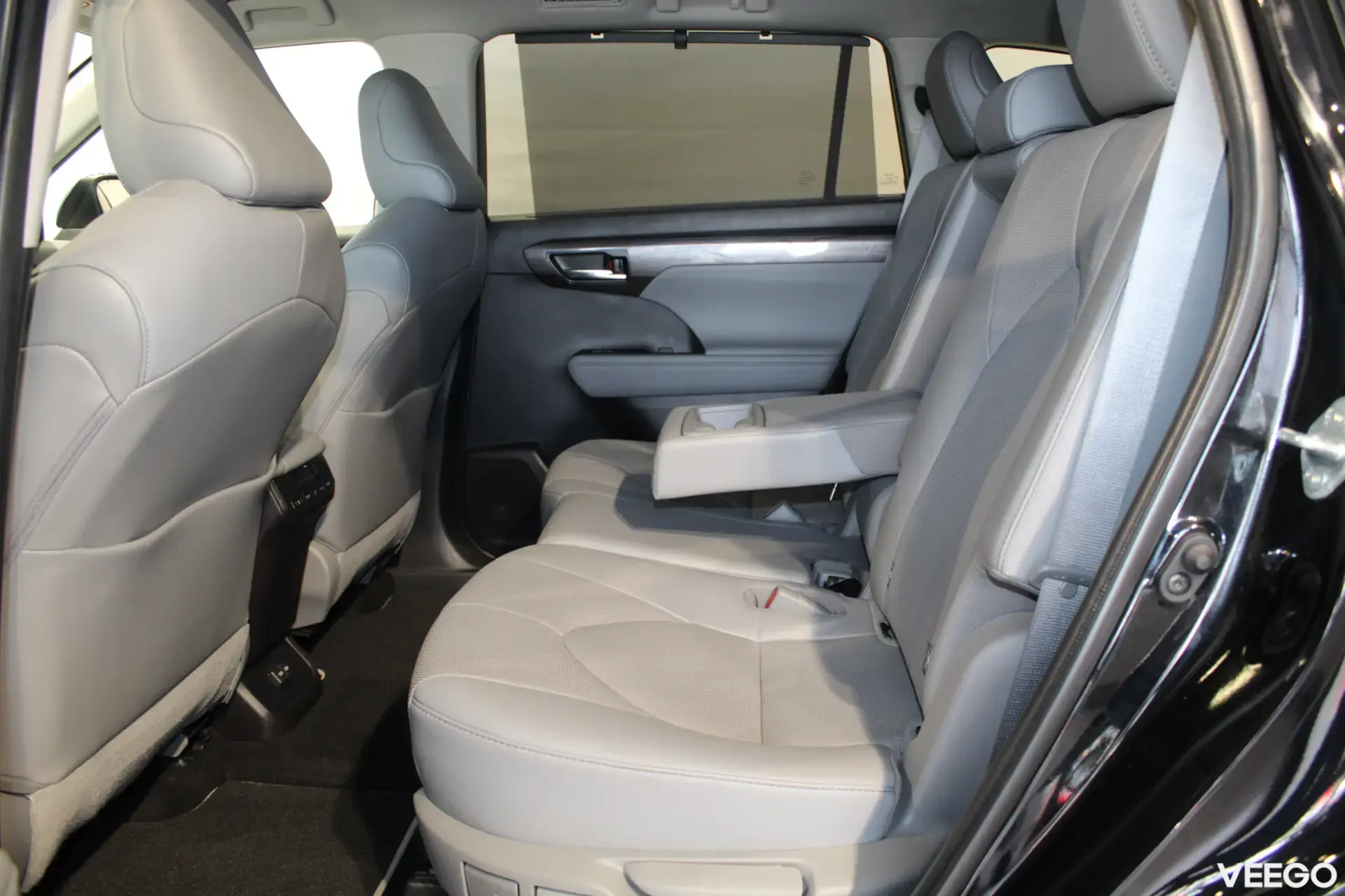 Toyota Highlander Executive AWD 2.5 140kW