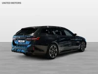 BMW 530 xDrive Touring M Sport Pano Sportstolar H/K Drag 220kW