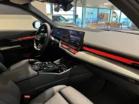 BMW 530 xDrive Touring M Sport Pano Sportstolar H/K Drag 220kW
