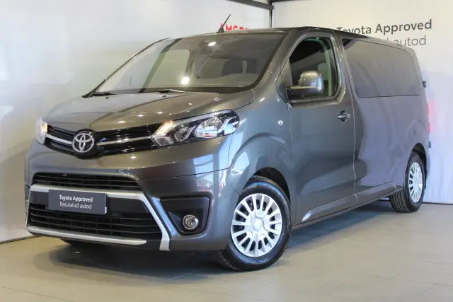 Image of Toyota Proace Verso Medium Single side door Shuttle 2 90kW