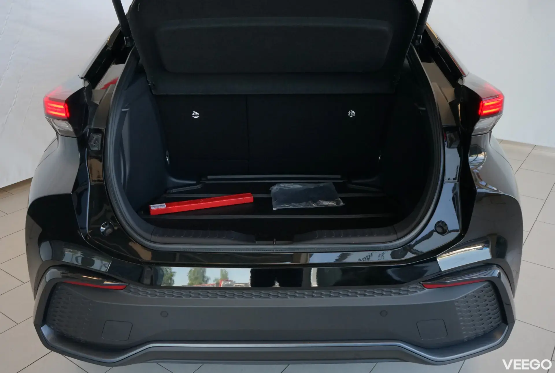 Toyota C-HR Premiere Edition Hybrid 2 112kW