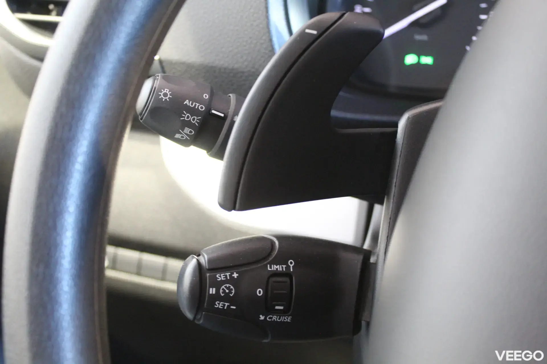 Toyota Proace Verso Medium Single side door Shuttle 2 90kW