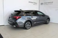 Toyota Corolla Luxury Hybrid 1.8 72kW thumbnail