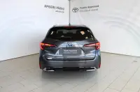 Toyota Corolla Luxury Hybrid 1.8 72kW thumbnail