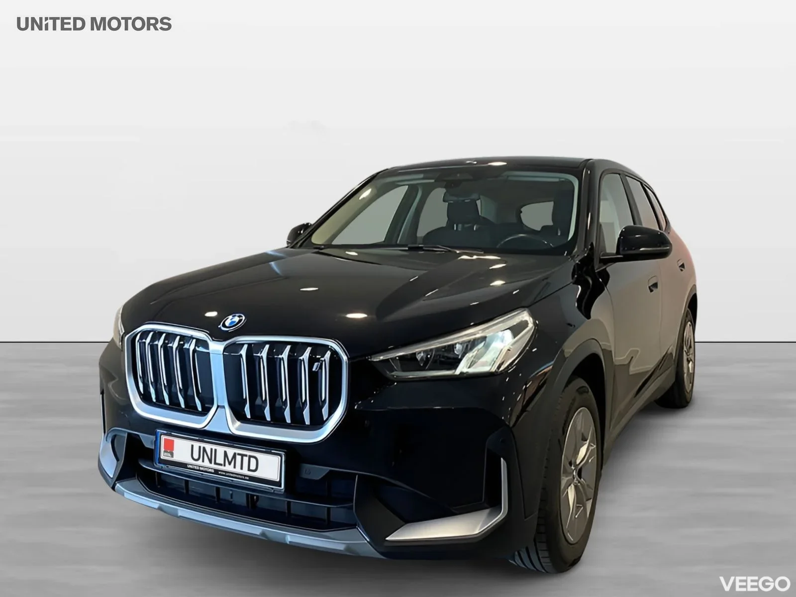 BMW iX1 xDrive30 Rattvärme