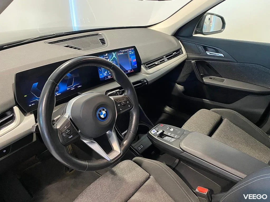 BMW iX1 xDrive30 Rattvärme